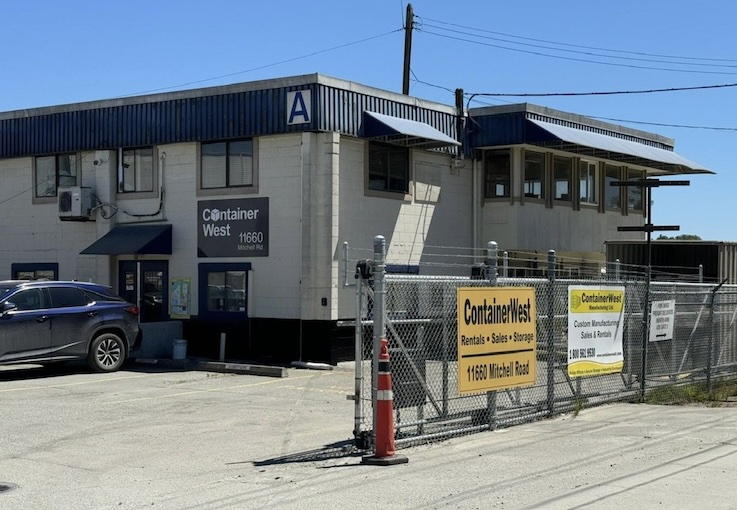 Storage Units at StorePlex Storage - Vancouver - Vancouver, BC